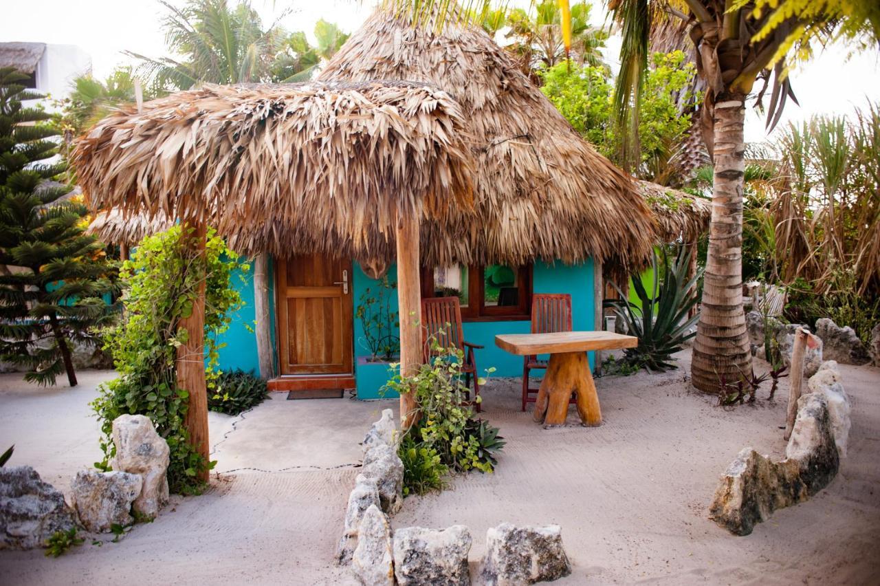 Nacional Beach Club & Bungalows Mahahual Exteriör bild