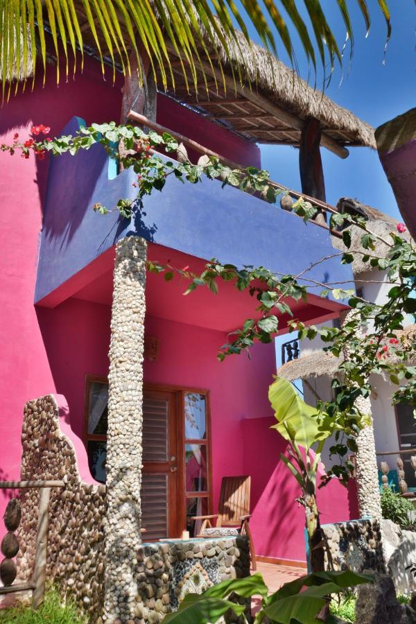Nacional Beach Club & Bungalows Mahahual Exteriör bild